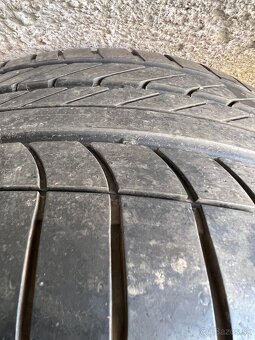 Pneu Goodyear Eagle F1 245/35 R19 - 2