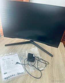 Samsung LCD monitor - 2