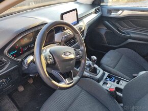 Ford Focus Titanium 1,5 - 2