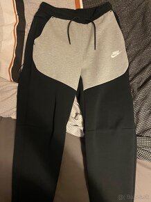 Nike Tech Fleece - 2