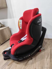 Autosedačka BRITAX - ROMER Dualfix M i-size red - 2