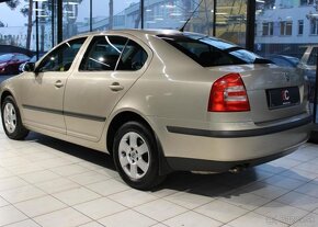 Škoda Octavia 1,9 TDI PD Elegance nafta - 2