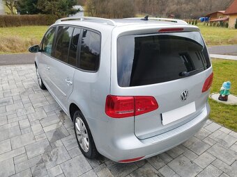 Volkswagen VW Touran 2.0 TDI 125kw Highline DSG - 2