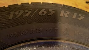 Zimne pneumatiky 195/65 r15 Peugeot/Citroen,najazdene 3000km - 2