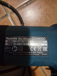 Makita GD0800C - 2