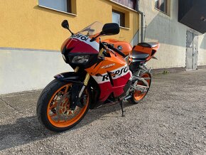 Honda CBR 600RR REPSOL 2014 AKRAPOVIČ - 2