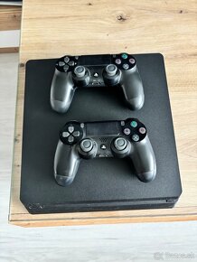 Ps4 na predaj - 2