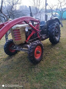 Zetor 3045 s celnym nakladacom - 2