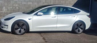 Tesla Model 3 DUAL MOTOR, AWD, LONG RANGE, 366 KW Odpočet DP - 2