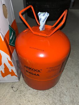 Nové chladivo R 404A, 10,9 kg - 2