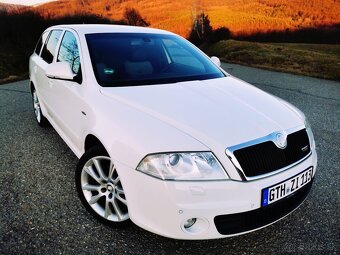 ŠKODA OCTAVIA COMBI RS 2.0TDI CR DSG+F1 125KW 170PS XENON - 2