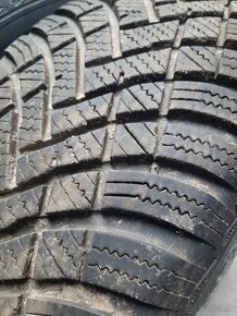 Hankook W462 Winter icept RS3 215/70 R16 100T - 2