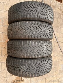 215/65R17 Toyo zimne - 2