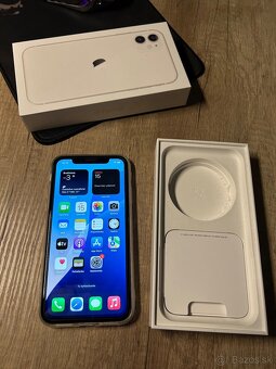 Predám Iphone 11 white v 128gb verzii - 2