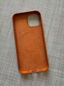 iPhone 15 leather case, hnedy - 2