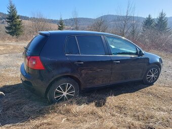 VW Golf 5 1.9tdi - 2