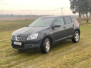 Nissan Qashqai 1.6i - 2