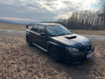 Subaru Impreza wrx sti - 2