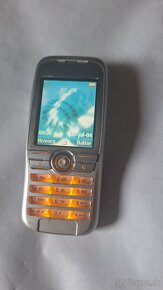 Sony Ericsson K500i - 2