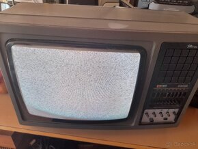 Retro televizor TESLA - 2