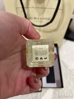 Parfem Jo Malone original kupovany v Douglas - 2