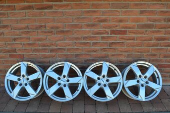 5x112 R17 Hlinikove disky znacky Rial na Skoda VW - 2