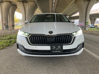 ŠKODA OCTAVIA COMBI 2.0 TDI SCR STYLE DSG - 2