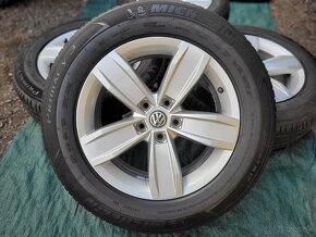 Letní ALU kola Volkswagen Tiguan R17 ET40 215/65 / - 2