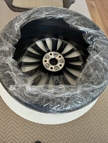 Predám nové elektrony Trinity 5x112r19 a nové pneu 235/40r19 - 2