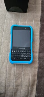 Blackberry Q5 - 2