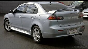 Mitsubishi Lancer sedan - 2