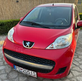 Peugeot 107 1.0i - 2