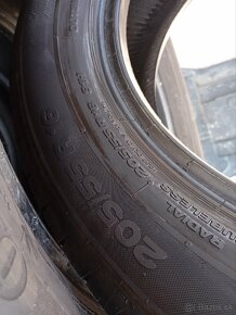 Predám pneu 205/55 R16 4ks Letné - 2