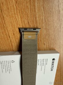 Apple Watch 49mm Tan Alpine Loop - Medium - Natural Titanium - 2