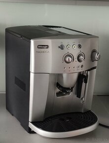 Predam kavovar Delonghi ESAM 4200S - 2