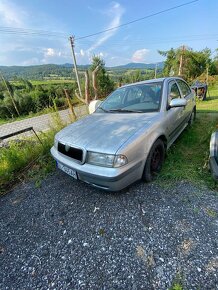 Škoda Octavia 1.6 benzín - 2