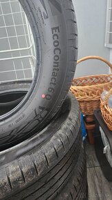 Letne pneumatiky 215/55 R18 - 2