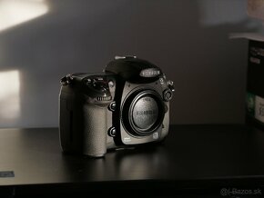 Fujifilm Finepix S5 Pro - 2