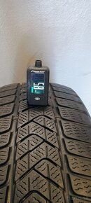 23. Pneumatiky zimné 2ks 225/60R18 Pirelli - 2