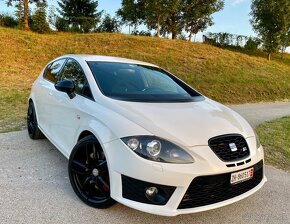 Seat Leon Cupra R-265 2.0TFSI-195KW-Bixenon-Navi - 2