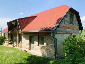 RODINNÝ DOM NA REKONŠTRUKCIU, JANÍK - 2