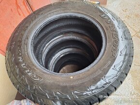 Pneumatiky 265/65 R17 - 2