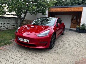 Tesla model 3 Performance 377kw odpocet DPH - 2