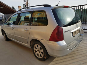 PEUGEOT 307 SW  2,0D  66KW  RV.2002 - 2