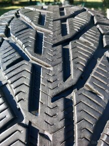 225/60 r17 zimne pneumatiky - 2