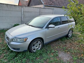 Volvo V50 - 2