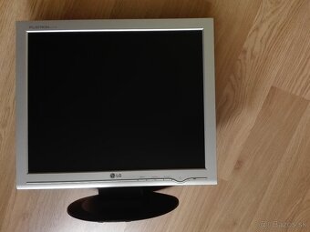 LG Flatron L1717-SN - 2