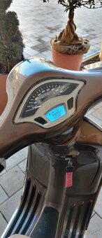 Vespa primavera 50 2T rok 2015 9300.km - 2