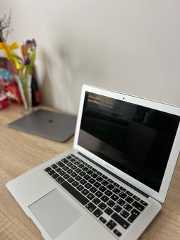 MacBook Air 13" (2017) – nová batéria, funkčný - 2