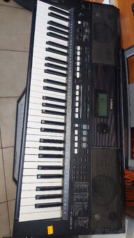 Yamaha PSR E433 - 2